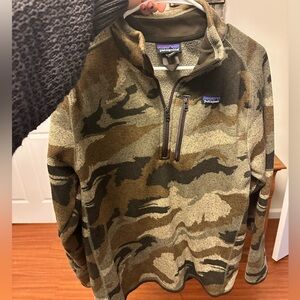 Men’s Camo Patagonia Quarterzip